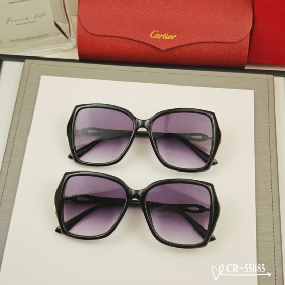 Cartier Black Oversized Sunglasses with Purple Gradient Lenses
